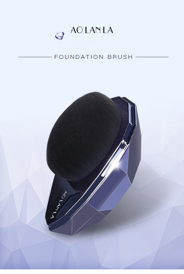 Diamond Foundation Brush