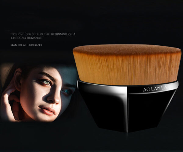 55_0901__02 55 Foundation Brush