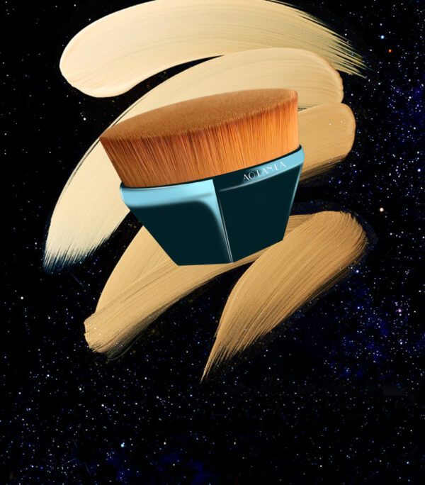 Blue Constellation 55 Foundation Brush