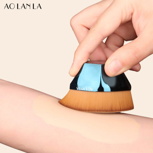 Blue Constellation 55 Foundation Brush