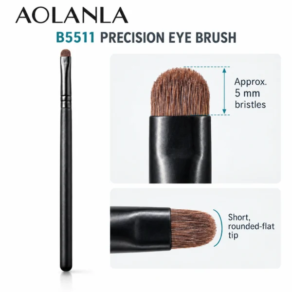 B5511 flat pony-hair eye brush with approximately 5 mm bristle length