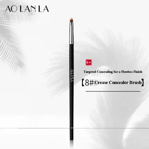 8 Fine Concealer Brush
