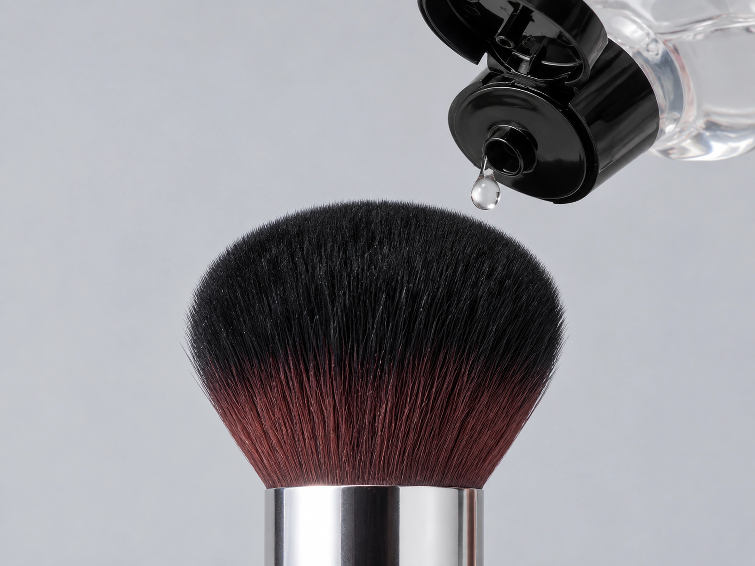 Original No124 rounded fibre head with a gentle brush cleanser drop