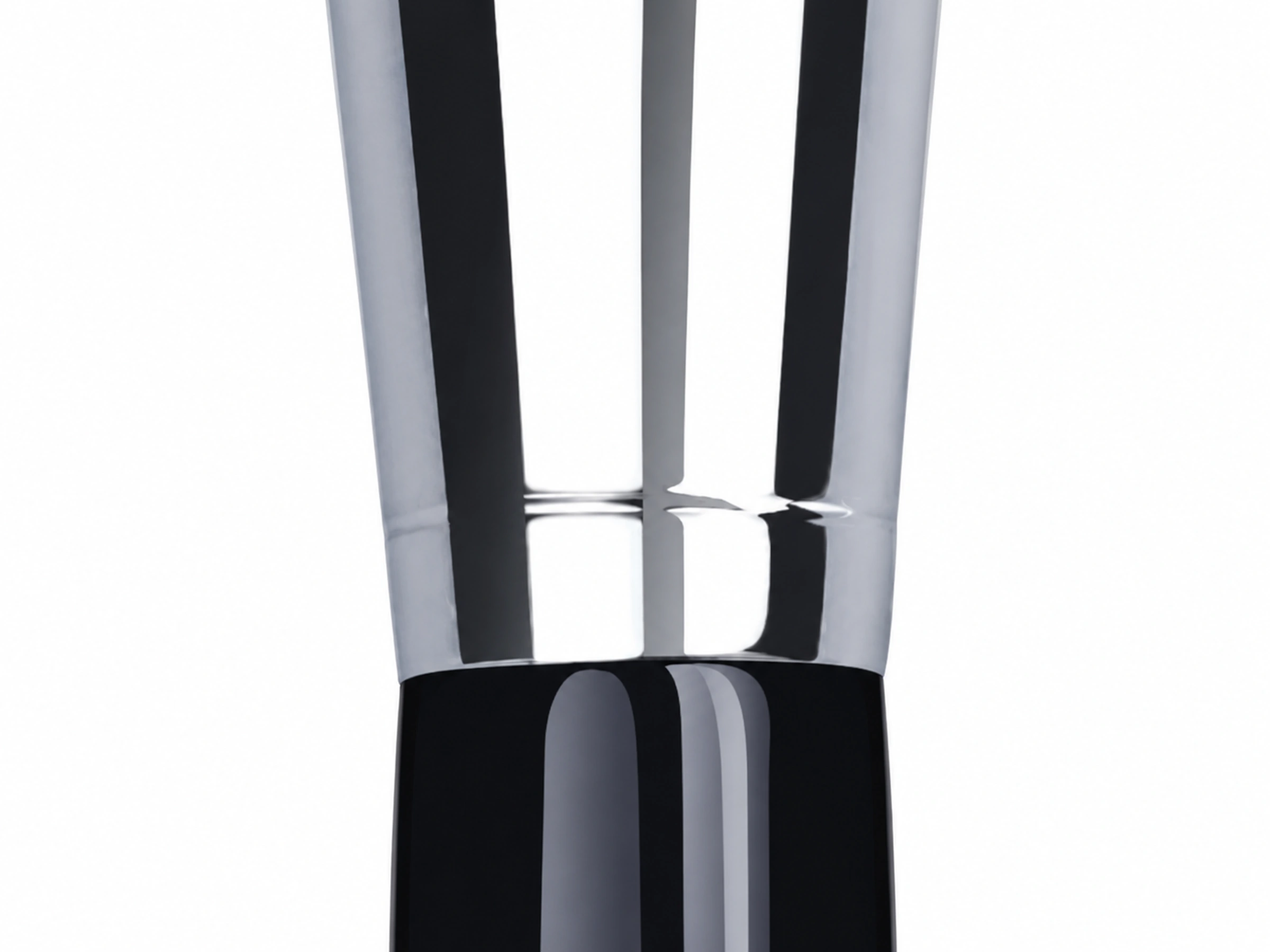 Close close view of the aluminum ferrule joining the dark glossy 45 brush handle