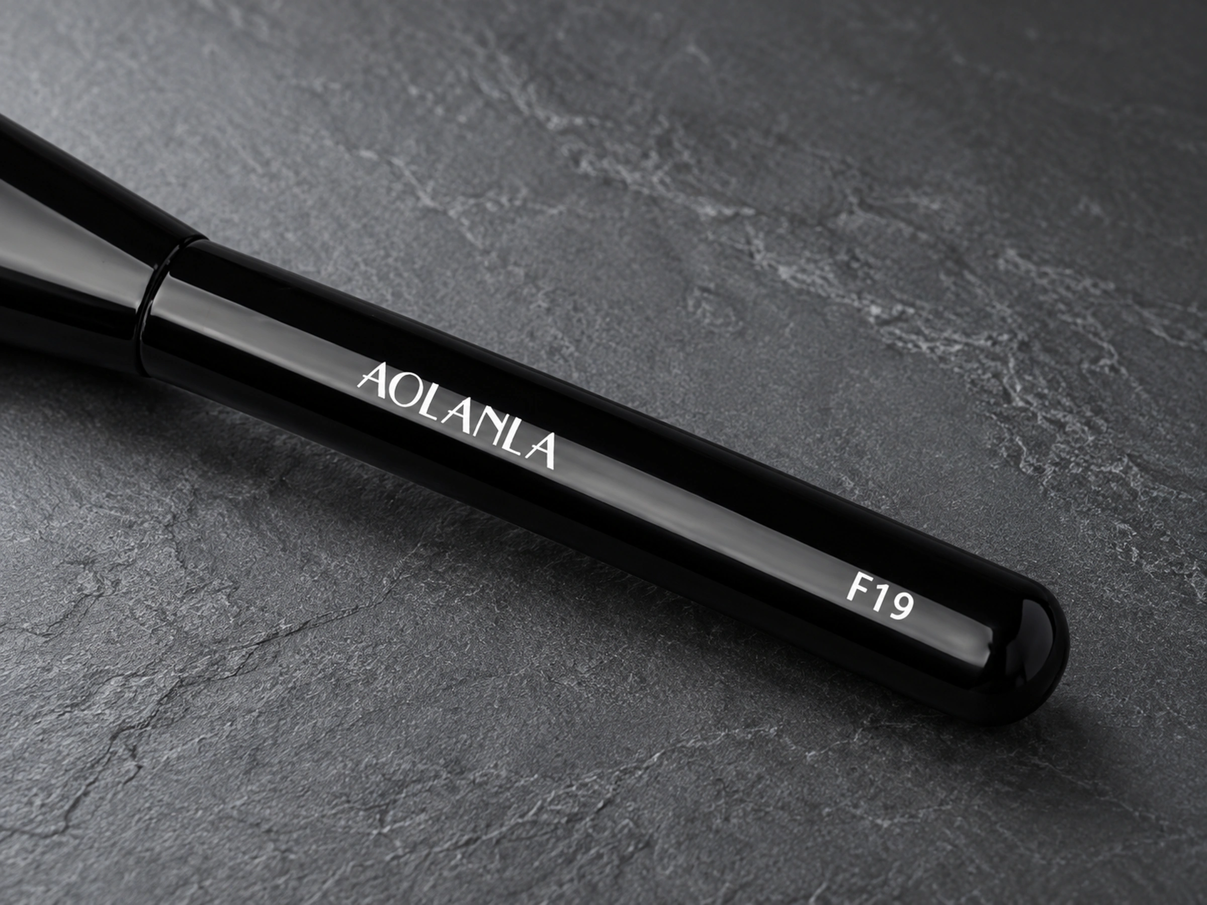 Original F19 glossy black lacquered wooden grip and black-finished copper junction