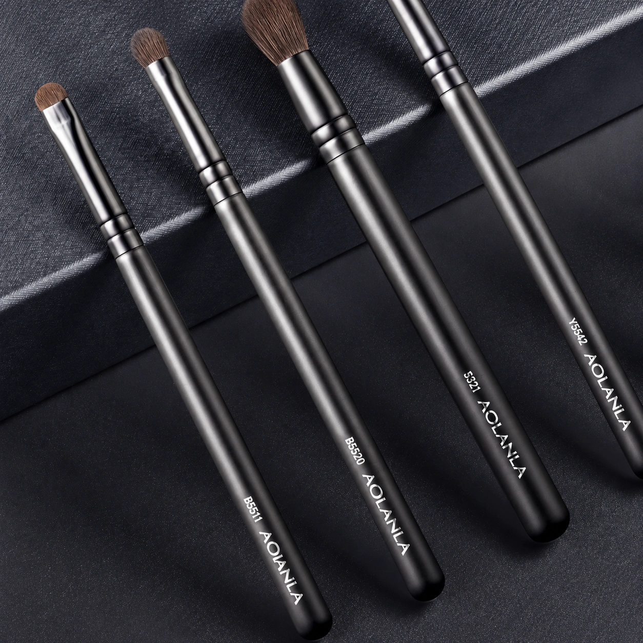 Quiet construction — Zhumo natural-hair brush collection