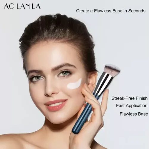 170 Round Angled Foundation Brush