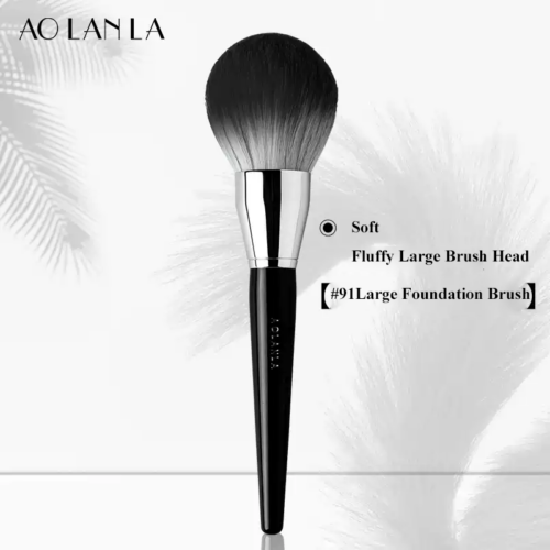 91 Powder & Blush Brush