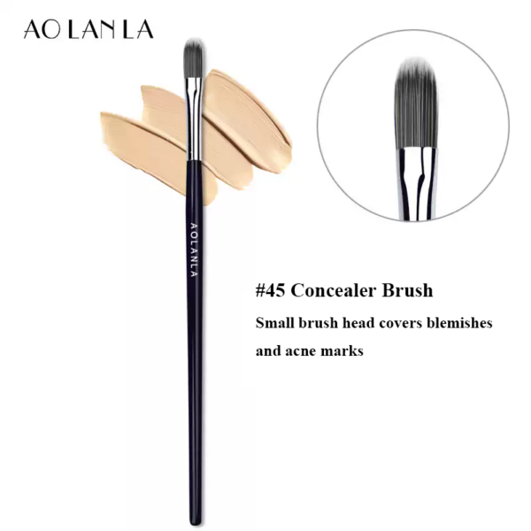 英文2.webp 45 Professional Concealer Brush