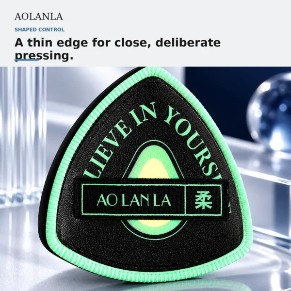 Green triangular Aurora XL puff showing its precise working edge