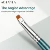 104 Small Angled Eyeliner Brush