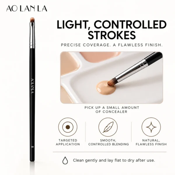 8 Fine Concealer Brush