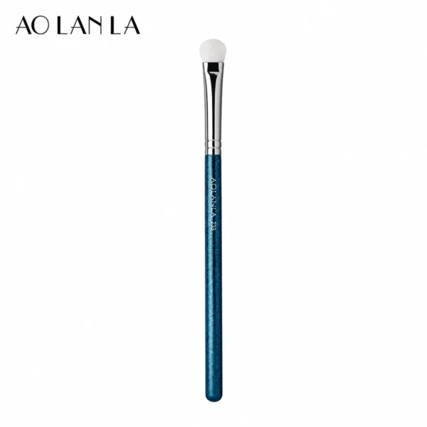 239 Medium Eyeshadow Brush