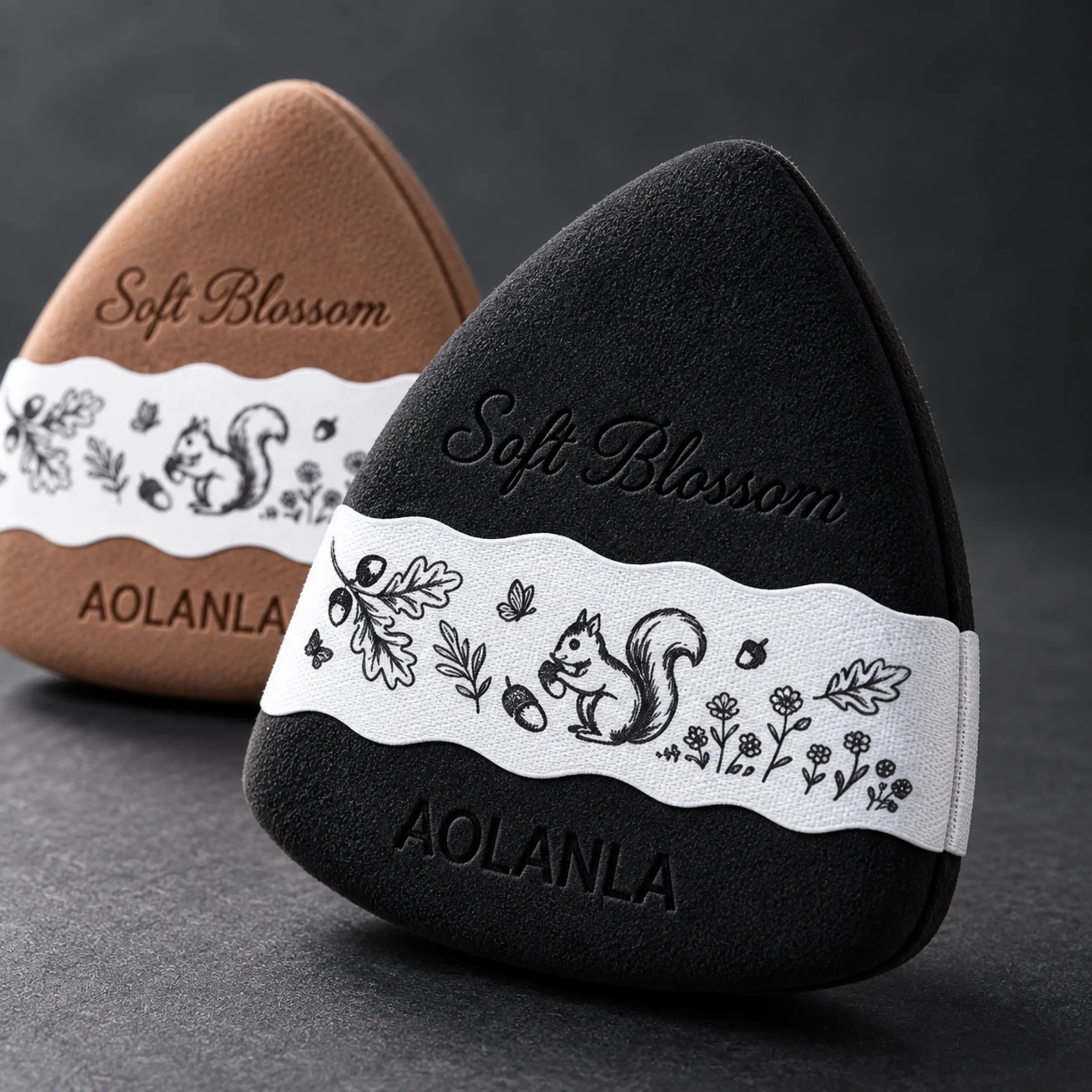 Close view of the flocked black triangle puff and printed elastic finger band